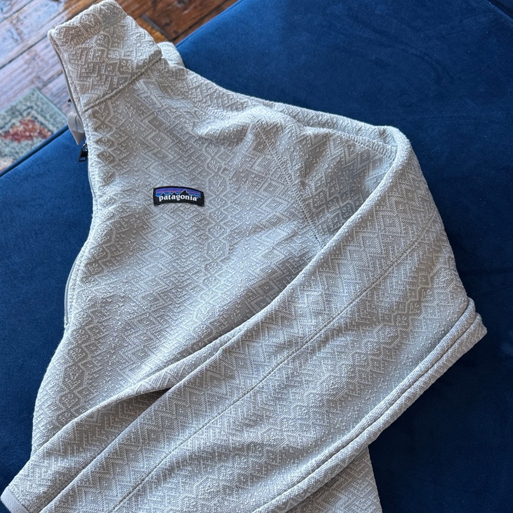 Patagonia Beige Geometric Fleece